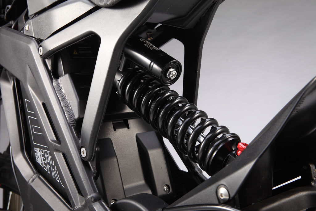 Achtervering van de E Ride Pro SR